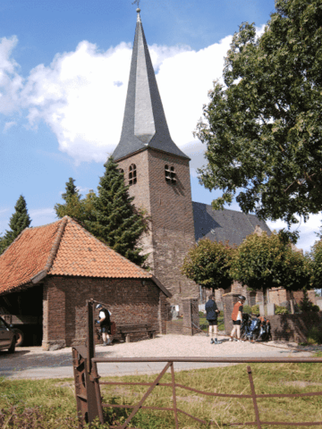 Kirche Hanselaer 2_360x480